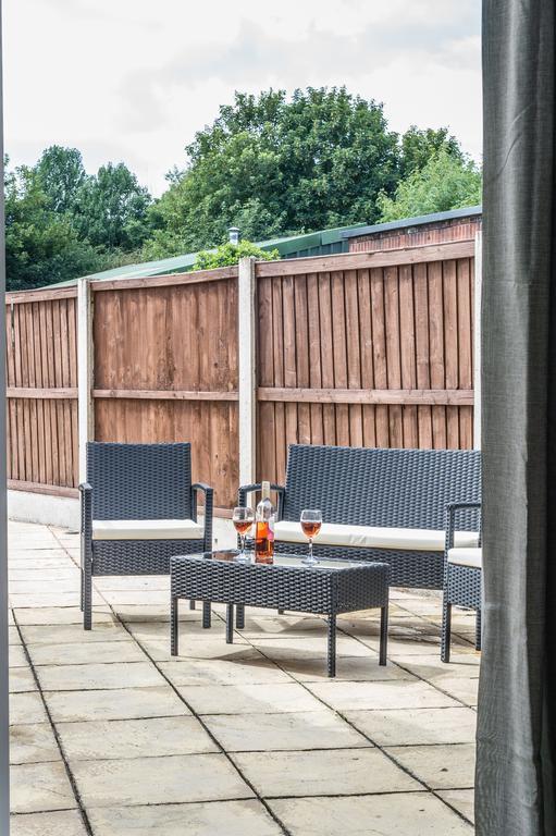 Apartamento Newlyn House Christleton Exterior foto